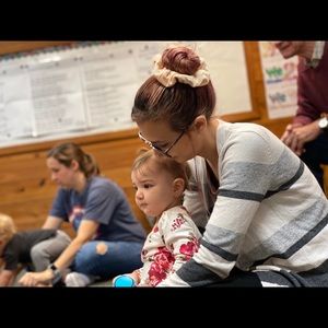 Meet your Posher, Claire